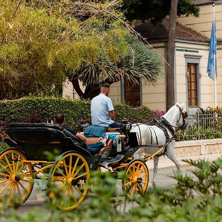 In The Historic Center Of Malaga, Very Close To The Beach And The Ave Train Station, With Private Parking Екстер'єр фото