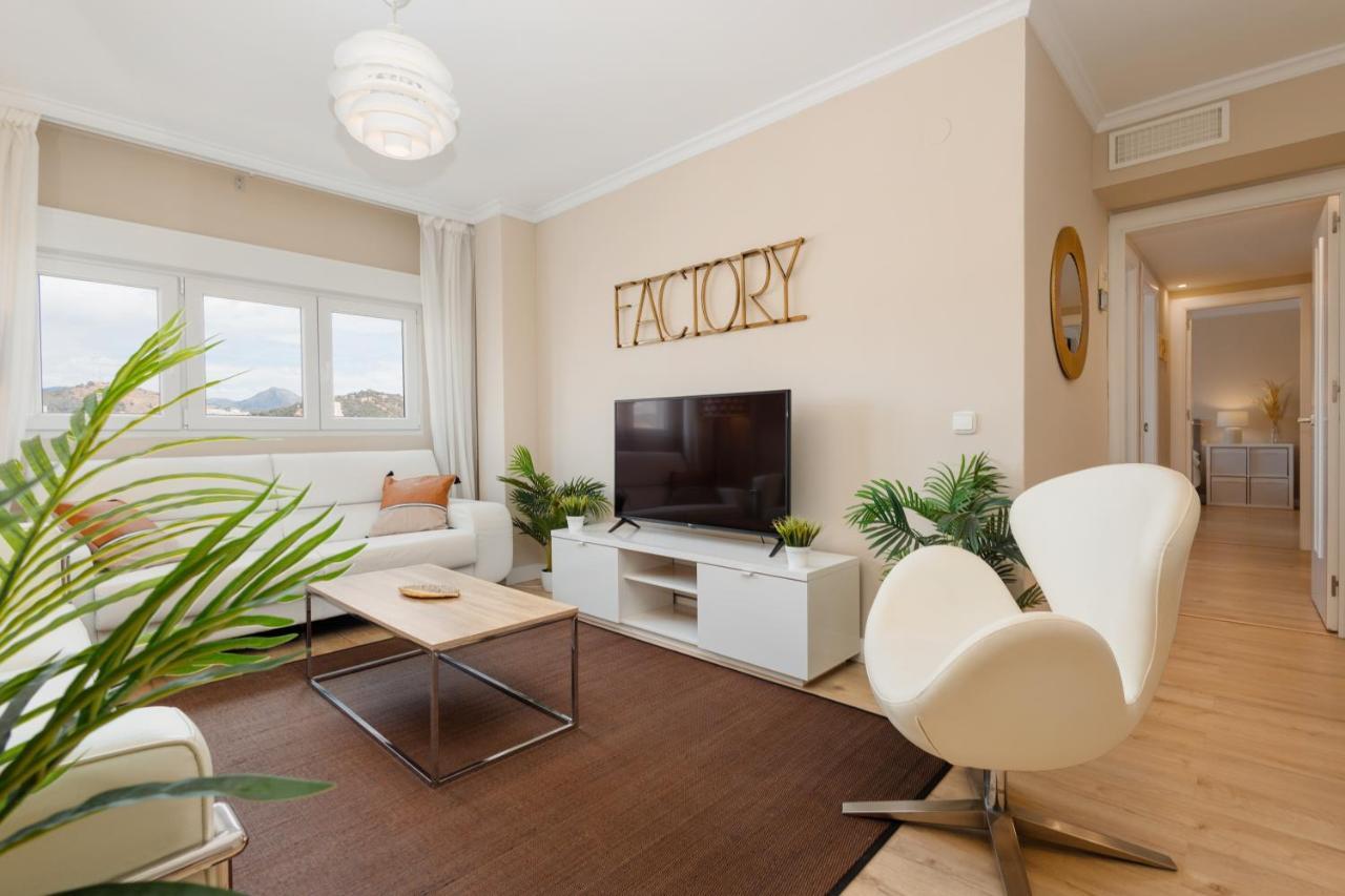 In The Historic Center Of Malaga, Very Close To The Beach And The Ave Train Station, With Private Parking Екстер'єр фото