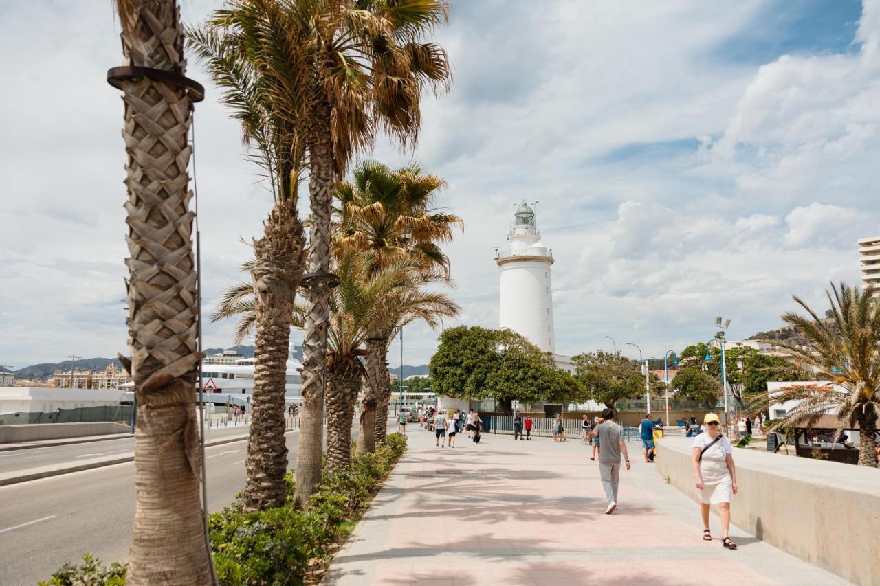 In The Historic Center Of Malaga, Very Close To The Beach And The Ave Train Station, With Private Parking Екстер'єр фото
