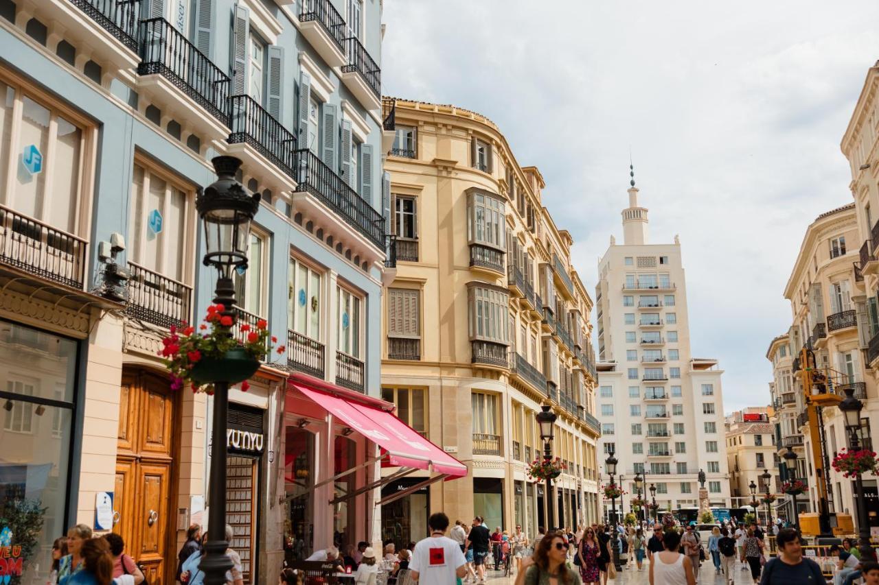In The Historic Center Of Malaga, Very Close To The Beach And The Ave Train Station, With Private Parking Екстер'єр фото